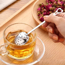 Load image into Gallery viewer, HEART-SHAPED TEA INFUSER

